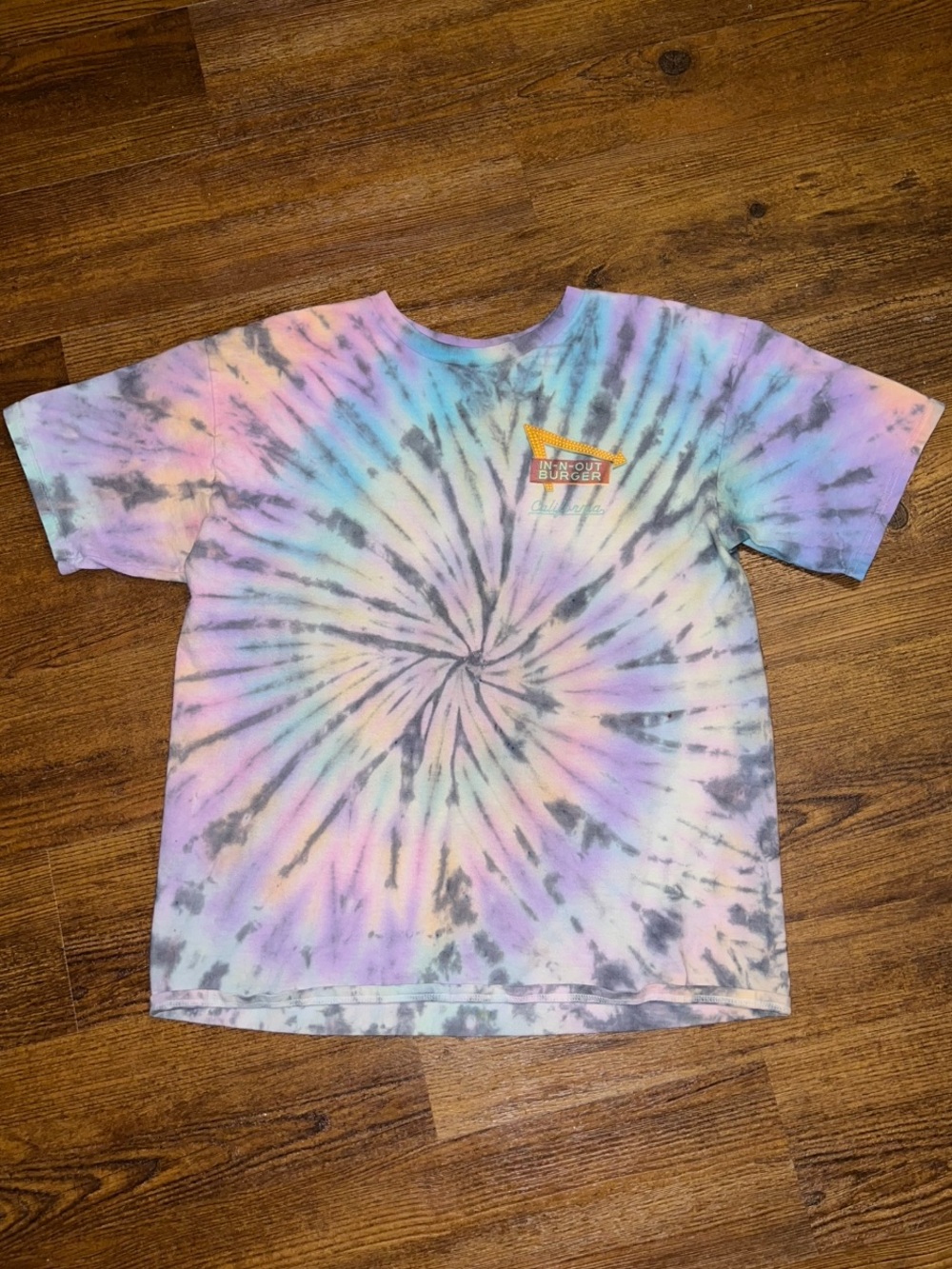 In-N-Out Burger California Pastel Tie Dye Retro Graphic Casual Shirt Size L